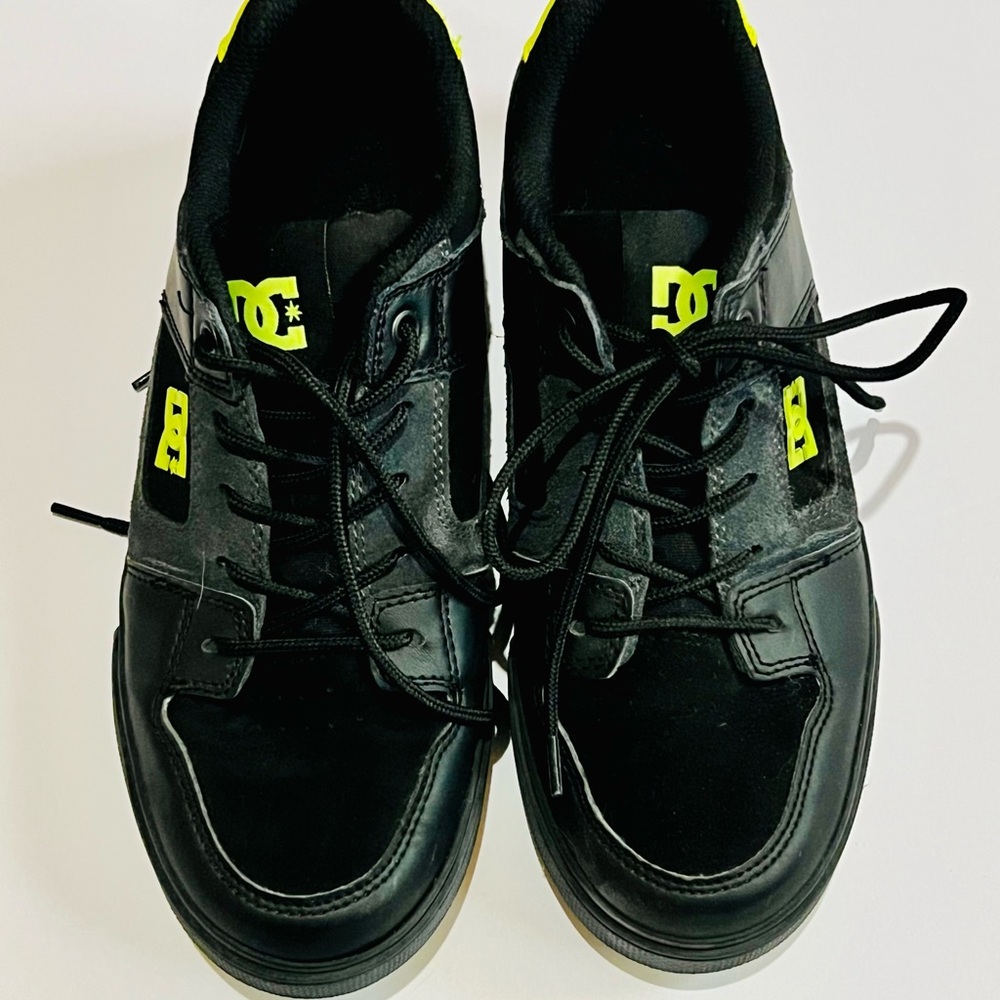 DC Kids's Black and Bright Yellow Sneakers